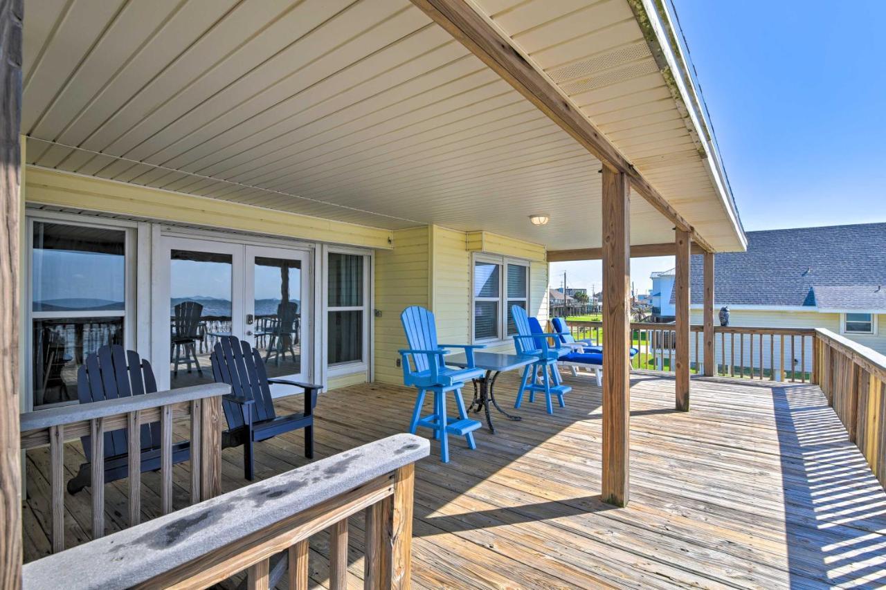 Beachfront Galveston Getaway With Deck And Views! Villa Exterior photo