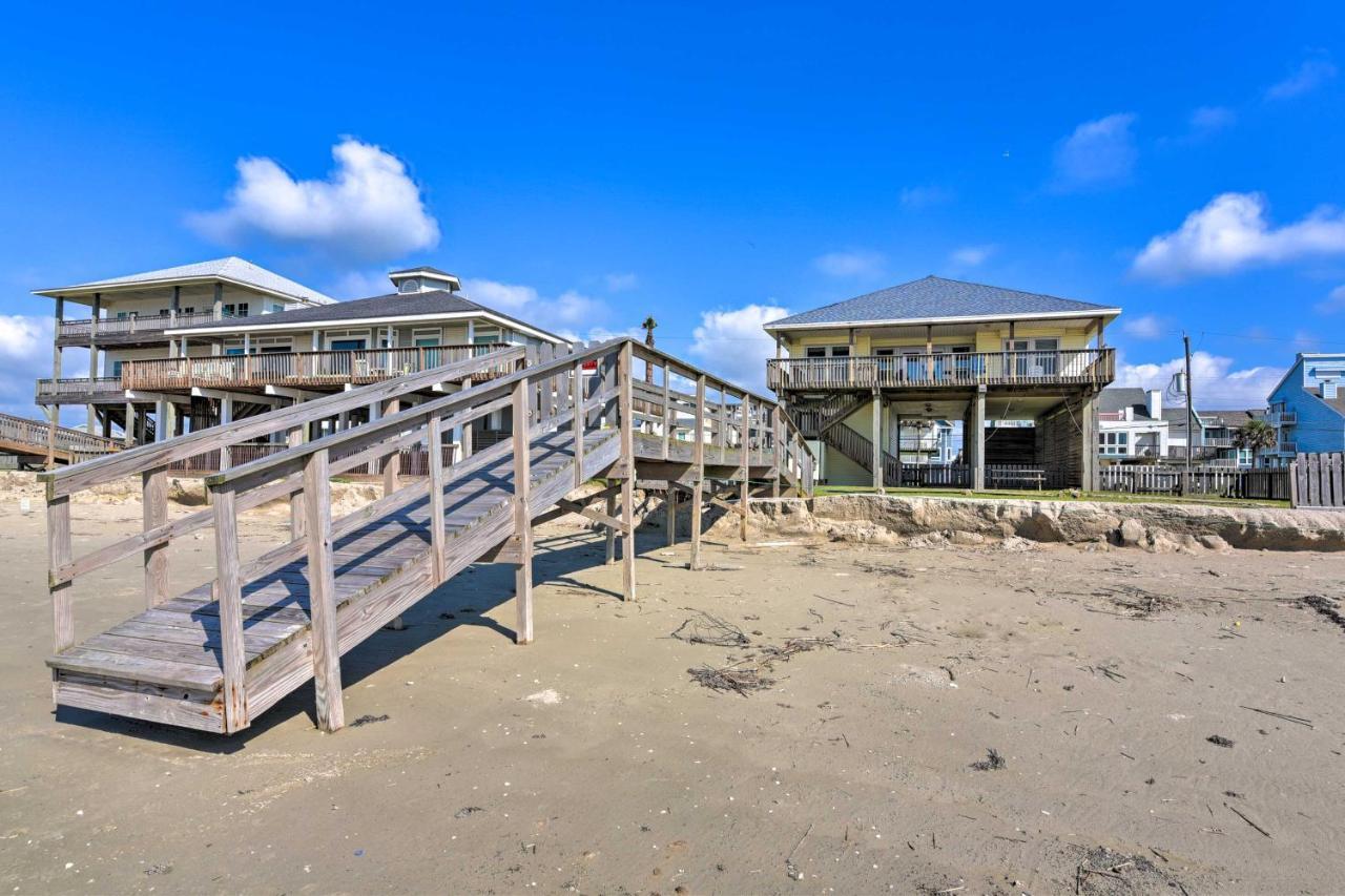 Beachfront Galveston Getaway With Deck And Views! Villa Exterior photo